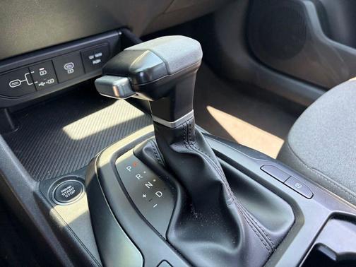 Snow White Pearl 2025 Kia K4 LXS