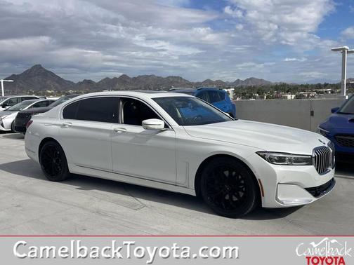 2020 BMW 740 740i