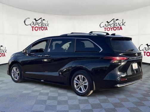 2026 Toyota Sienna Limited