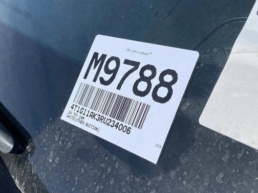 2024 Toyota Camry SE