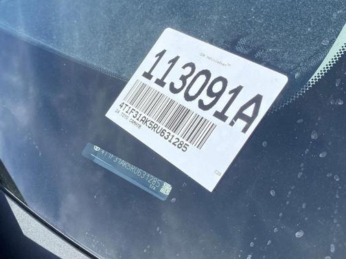 2024 Toyota Camry Hybrid XLE