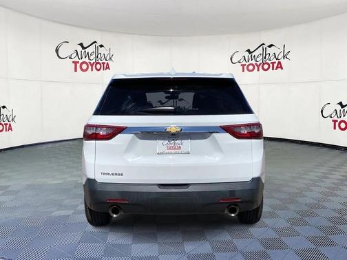 2021 Chevrolet Traverse LS