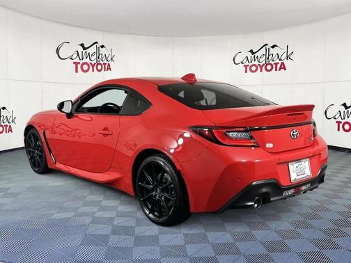 2024 Toyota GR86 Premium