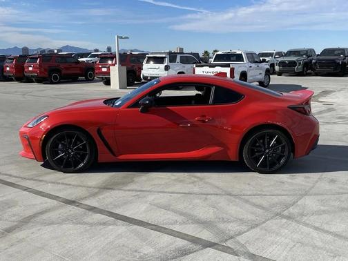 2024 Toyota GR86 Premium