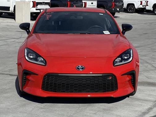 2024 Toyota GR86 Premium