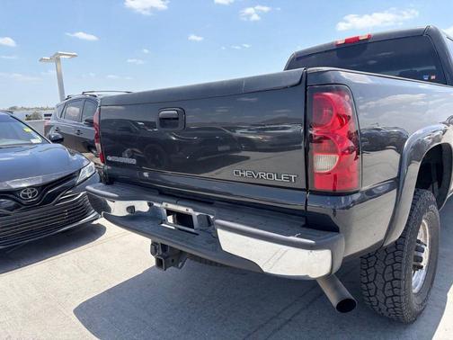 Dark Gray 2005 Chevrolet Silverado 2500 LT H/D Crew Cab