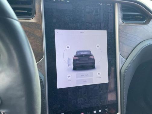 2019 Tesla Model X Standard Range
