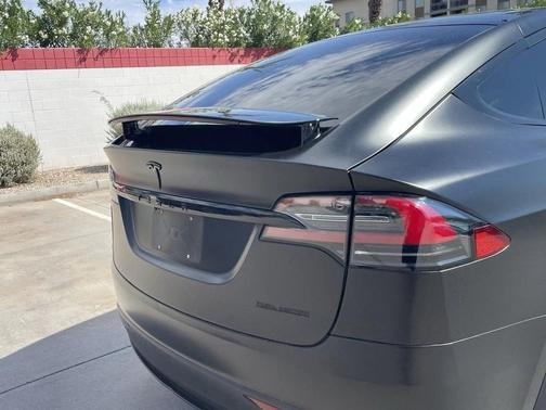 2019 Tesla Model X Standard Range