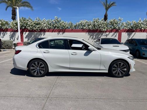 White Metallic 2025 BMW 330 xDrive