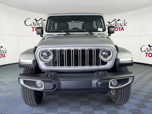 2024 Jeep Wrangler 4-Door Sahara 4x4