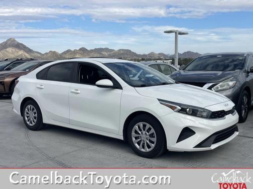 2022 Kia Forte FE