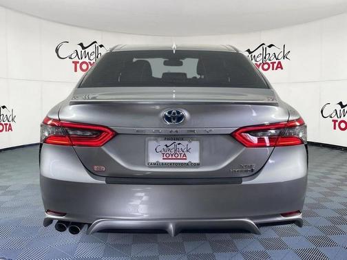 2024 Toyota Camry Hybrid SE