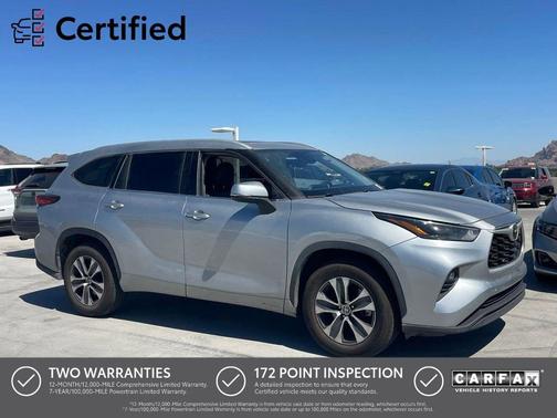 Celestial Silver Metallic 2022 Toyota Highlander XLE