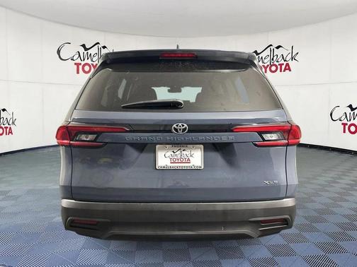 2025 Toyota Grand Highlander XLE
