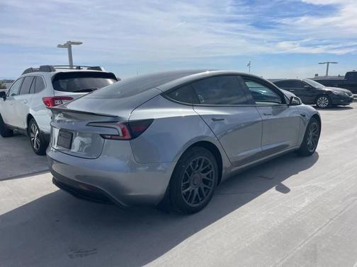 2025 Tesla Model 3 Long Range