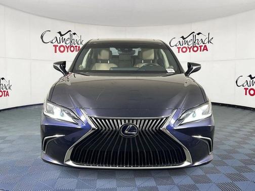 2021 Lexus ES 300h Base