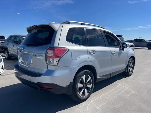 2017 Subaru Forester 2.5i Limited
