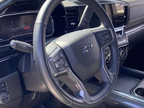 2025 Chevrolet Silverado 2500 4WD Crew Cab Standard Bed ZR2