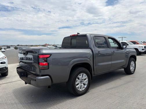 Gun Metallic 2024 Nissan Frontier SV