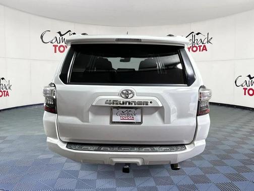 2020 Toyota 4Runner SR5