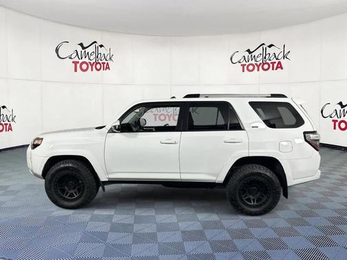 2020 Toyota 4Runner SR5