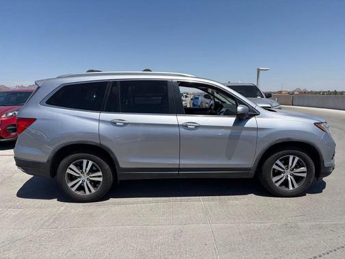 Siklver 2018 Honda Pilot EX