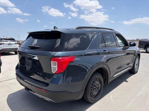 Stone Blue Metallic 2022 Ford Explorer XLT
