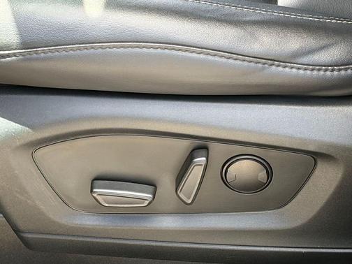 Stone Blue Metallic 2022 Ford Explorer XLT
