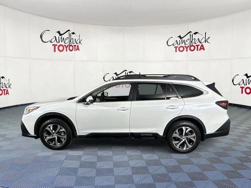 Crystal White Pearl 2022 Subaru Outback Limited