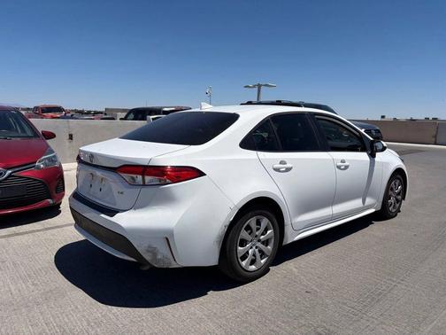 Super White 2021 Toyota Corolla LE