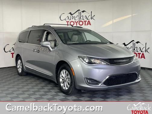 2018 Chrysler Pacifica Touring-L