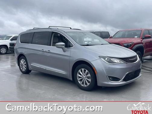 2018 Chrysler Pacifica Touring-L