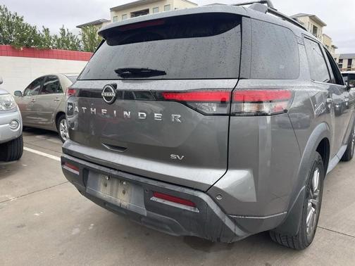 2022 Nissan Pathfinder SV 2WD