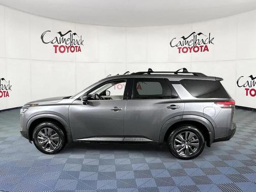 2022 Nissan Pathfinder SV 2WD
