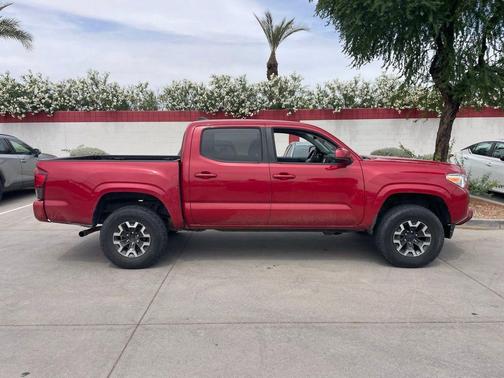 Barcelona Red Metallic 2019 Toyota Tacoma SR
