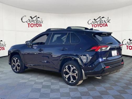 2025 Toyota RAV4 Hybrid SE