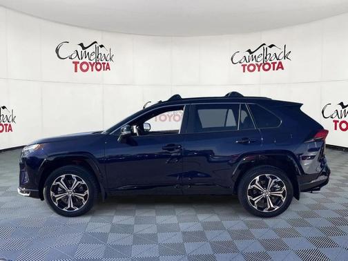 2025 Toyota RAV4 Hybrid SE