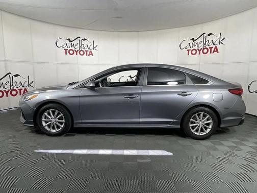 2018 Hyundai SONATA SE