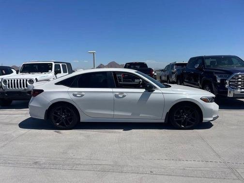 Platinum White Pearl 2025 Honda Civic Sport