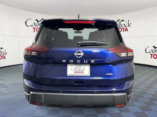 Deep Ocean Blue Pearl 2025 Nissan Rogue SV