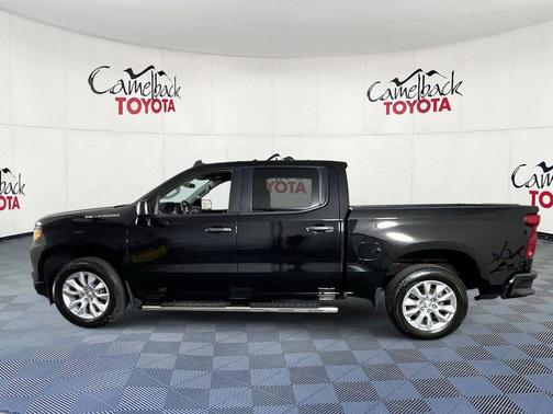 Black 2022 Chevrolet Silverado 1500 Custom