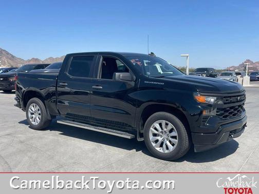 Black 2022 Chevrolet Silverado 1500 Custom