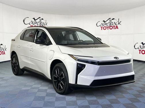Wind Chill Pearl 2026 Toyota bZ XLE Plus