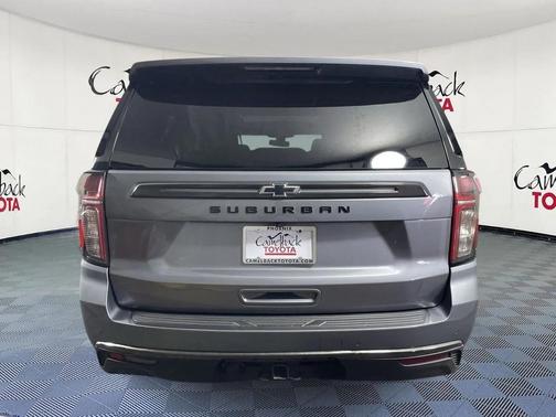 2022 Chevrolet Suburban 4WD Z71