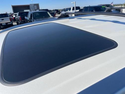 2020 Toyota Highlander Hybrid XLE