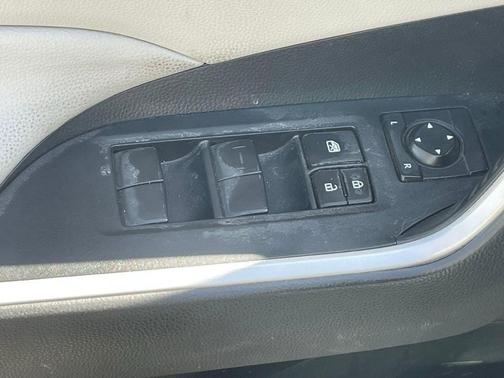 Silver Sky Metallic 2020 Toyota RAV4 XLE