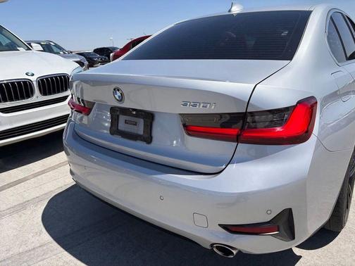 Glacier Silver Metallic 2019 BMW 330 330i