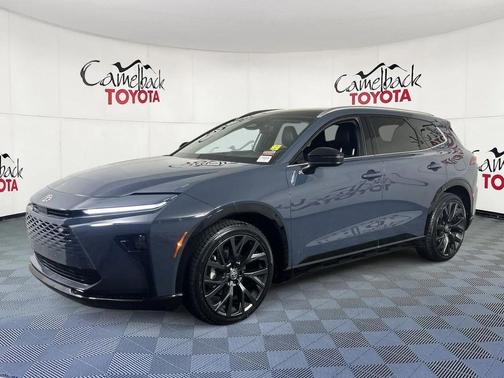 2025 Toyota Crown Signia Limited