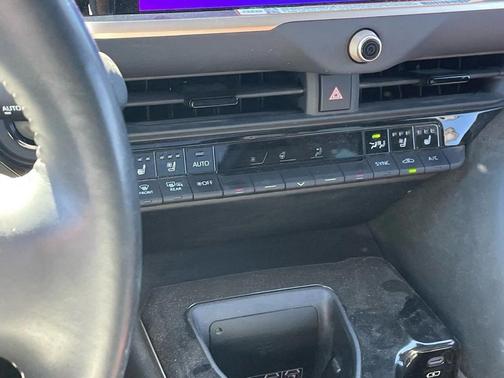 2025 Toyota Crown Signia Limited