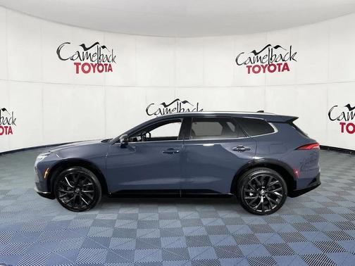 2025 Toyota Crown Signia Limited